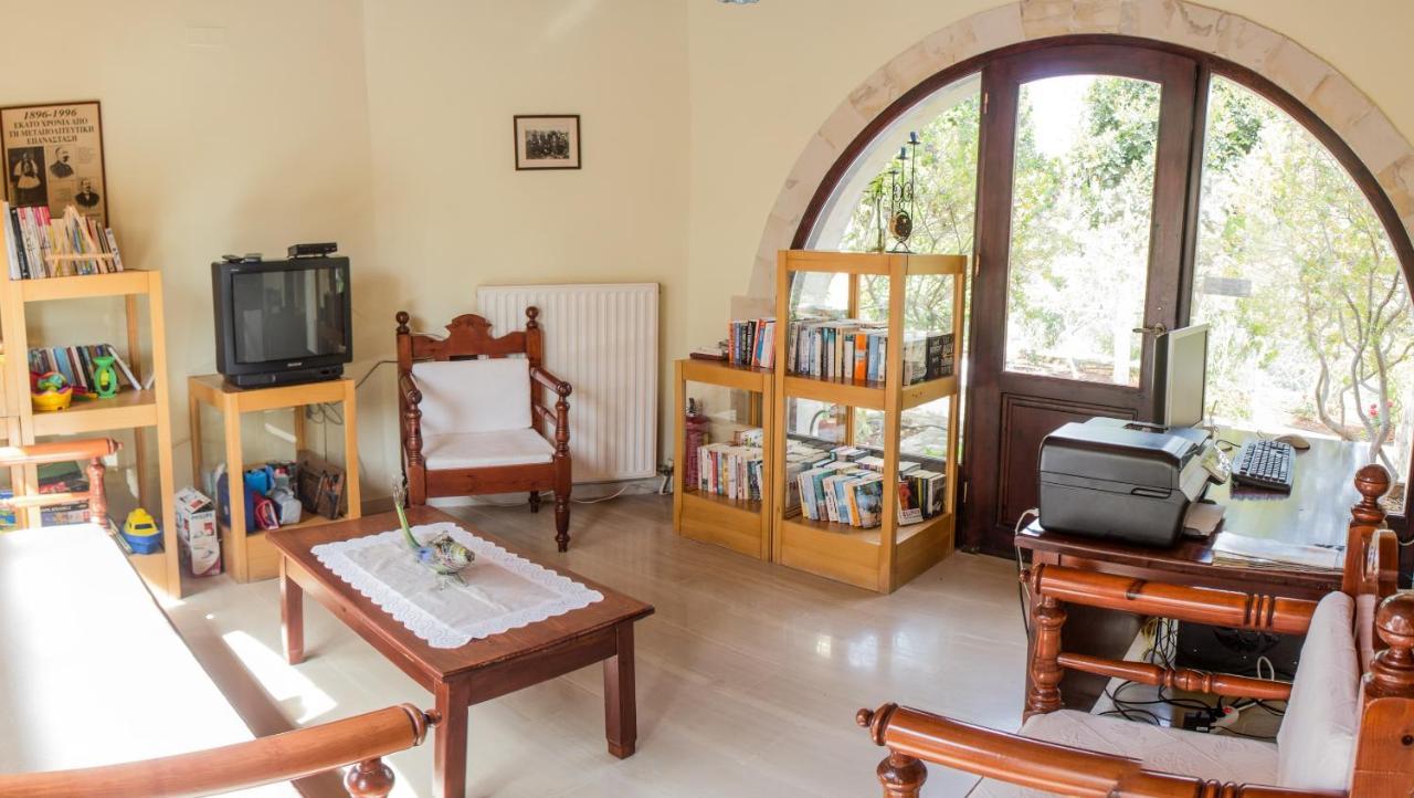 Heliopetra Independant Studios -Village Close To Beaches -Sharing A Large Pool Koprana Εξωτερικό φωτογραφία